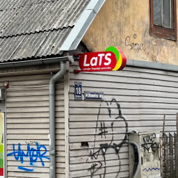 <em>Lats</em> <em><em>Riga</em></em>, MAZA <em><em>NOMETNU</em></em> <em><em>IELA</em></em> 18